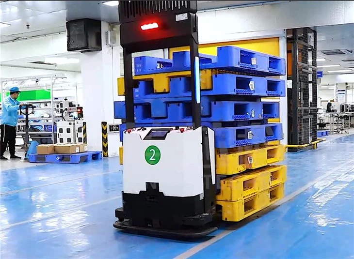 Forklift AGVs factory